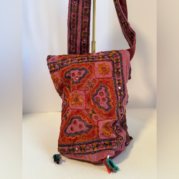 Embroidered Pink Boho Shoulder Bag/ sling sack - Picture 1 of 9